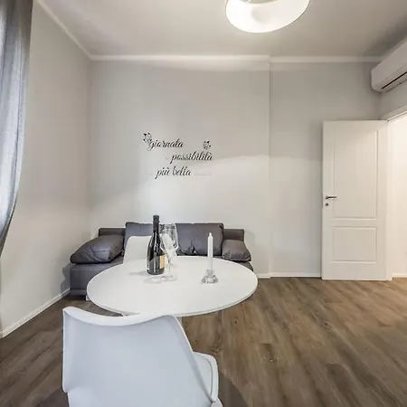 Cucchiari 6b Apartman Modena