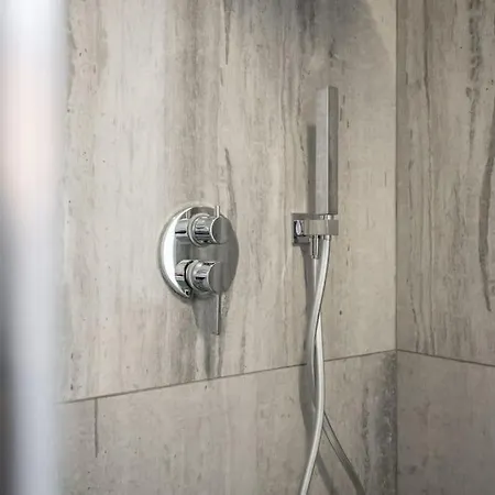 Cucchiari 6b Appartement Modena